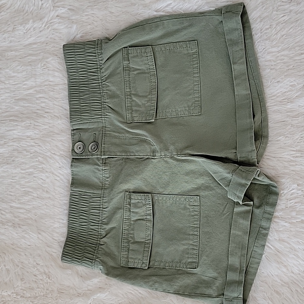 Children's Place Green Cargo Shorts Girls Size 10
